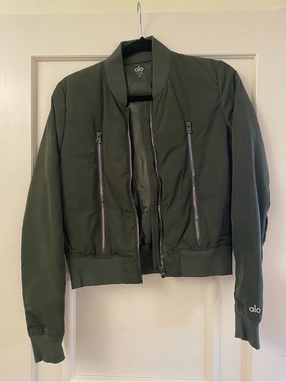 ALO Yoga Olive Cropped Bomber Jacket - Picture 2 of 2